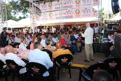 Группа Экселенсиас была с успехом представлена на Гаванской ярмарке  