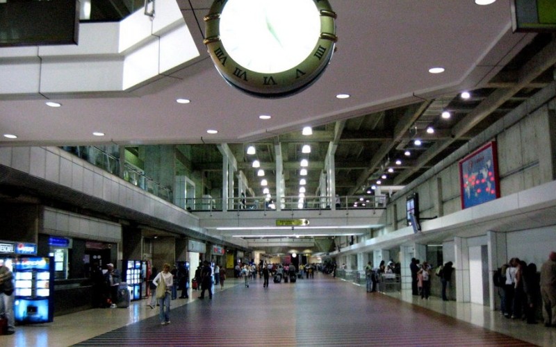 аэропорт Симона Боливара в Венесуэле