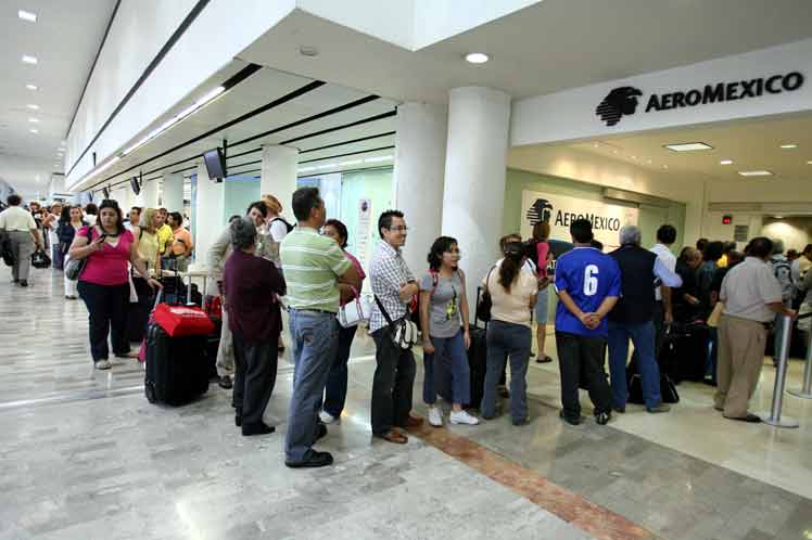 регистрацимя на рейс компании Aeromexico