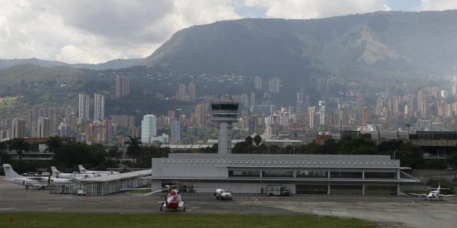 аэропорт Медельин в Колумбии