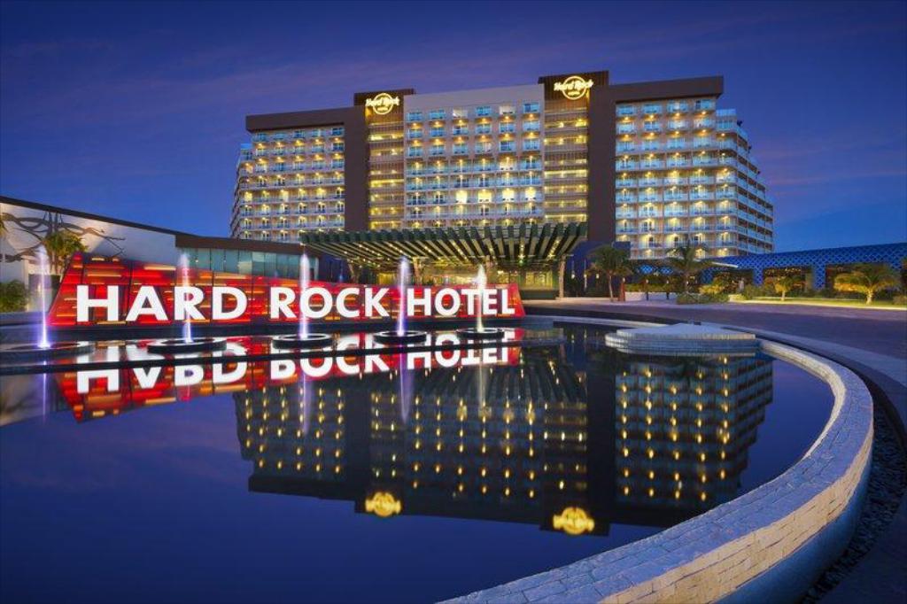 отель "Гард Рок" в Каекуне, сеть RCD Hotels