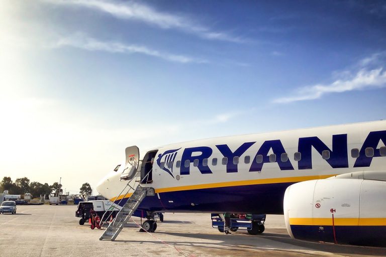 самолеты компании Ryanair