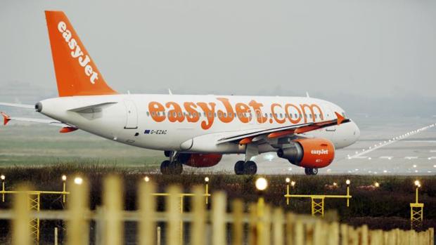 самолеты компании  Easyjet