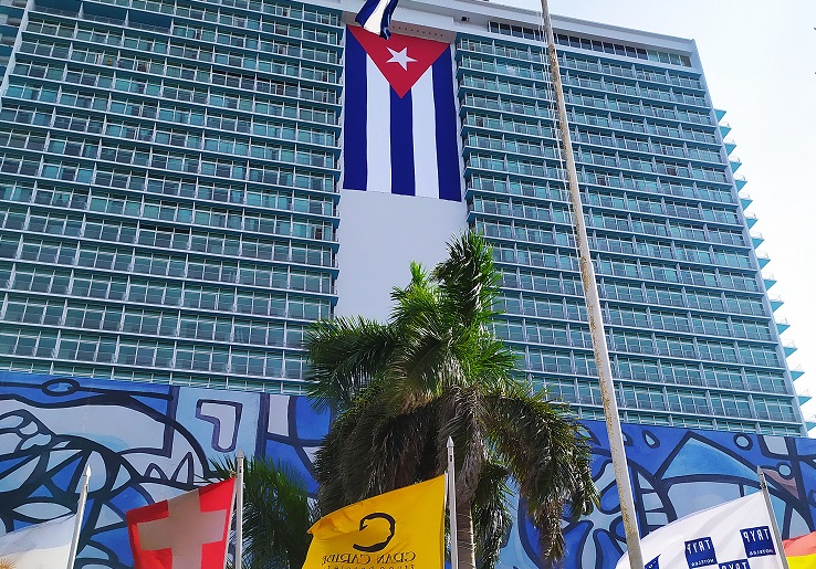 habana libre hotel cuban flag