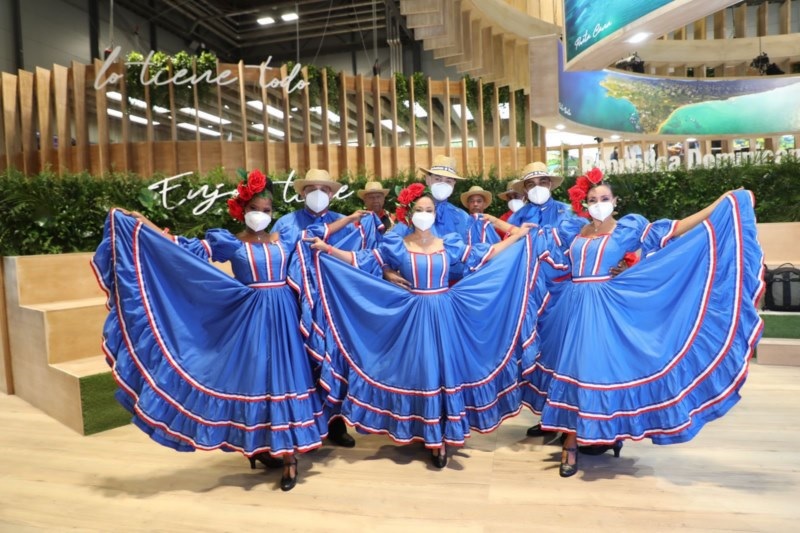 dominicana trajes