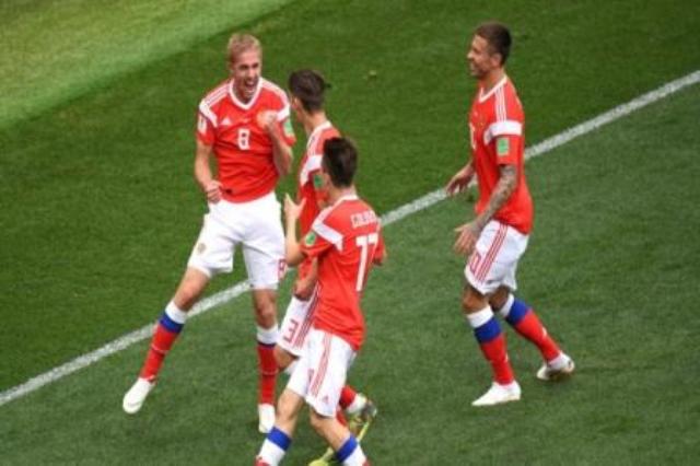 Россия забила первый гол на чемпионате по футболу 
