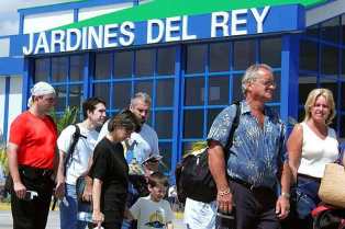 Прибыли прямым рейсом в кубинскую провинцию первые российские туристы