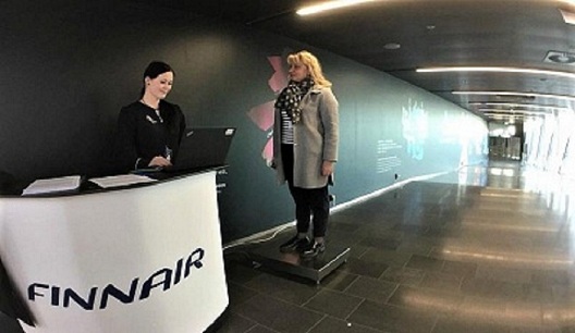 Финская авиакомпания начинает взвешивать пассажиров