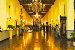 В канун нового года кубинский отель Nacional - флагман гостиничной индустрии страны – отметил свое восьмидесятилетие