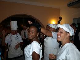 Окончили специальный курс международной кухни новые специалисты в Гаване
