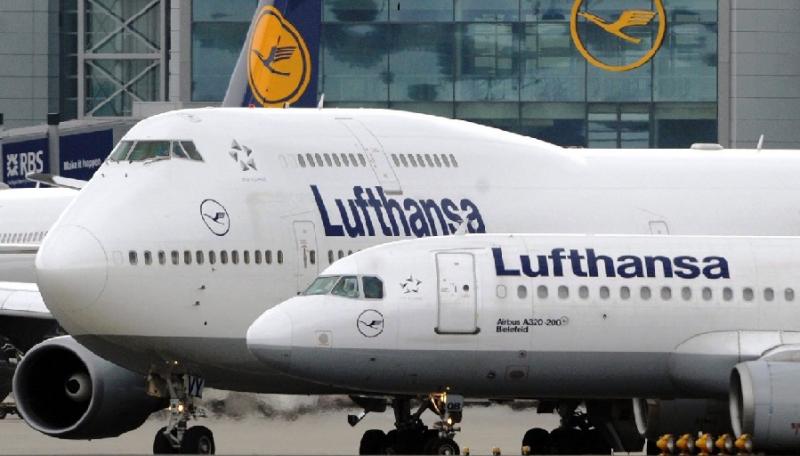 Германия дает "зеленый свет" на аренду лайнеров между Luftansa и Air Berlin