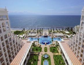 Expedia назвала отель Riu Palace Pacifico среди лучших в мире
